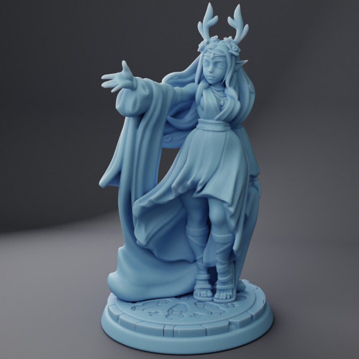 Dragon Goddess (Medium) - Tabletop Figure for Dungeons & Dragons, DnD, Pathfinder RPGs, TTRPG