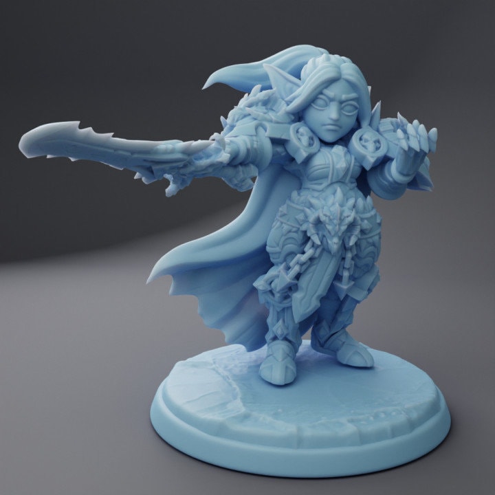 Runa, The Oathbreaker (Medium) - Tabletop Figure for Dungeons & Dragons, DnD, Pathfinder RPGs, TTRPG