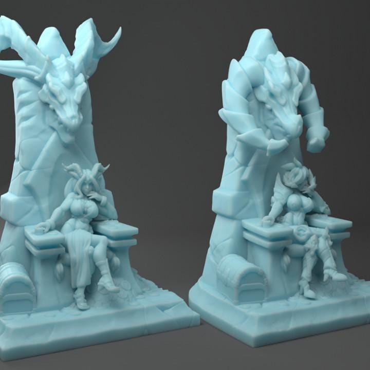 Waverendor Dragon Goddess Throned (Large)- Tabletop Figure for Dungeons & Dragons, DnD, Pathfinder RPGs, TTRPG