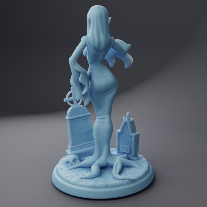 Evves Family Couple (Large) - Tabletop Figure for Dungeons & Dragons, DnD, Pathfinder RPGs, TTRPG