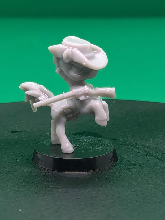 Gunslinger Pony (Medium) - Tabletop Figure for Dungeons & Dragons, DnD, Pathfinder RPGs, TTRPG