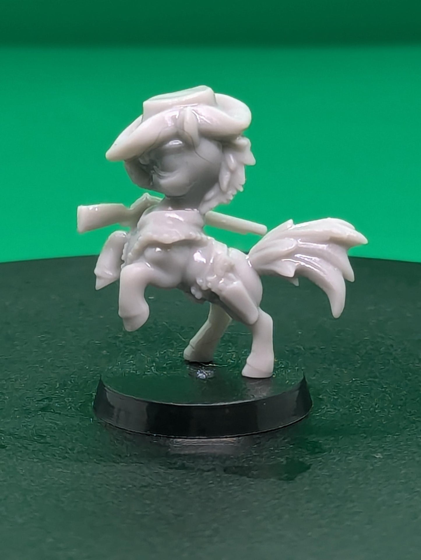 Gunslinger Pony (Medium) - Tabletop Figure for Dungeons & Dragons, DnD, Pathfinder RPGs, TTRPG