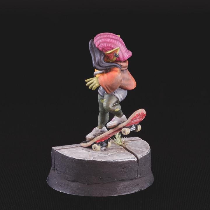 Jane The Goblin Skateboarder (Medium) - Tabletop Figure for Dungeons & Dragons, DnD, Pathfinder RPGs, TTRPG