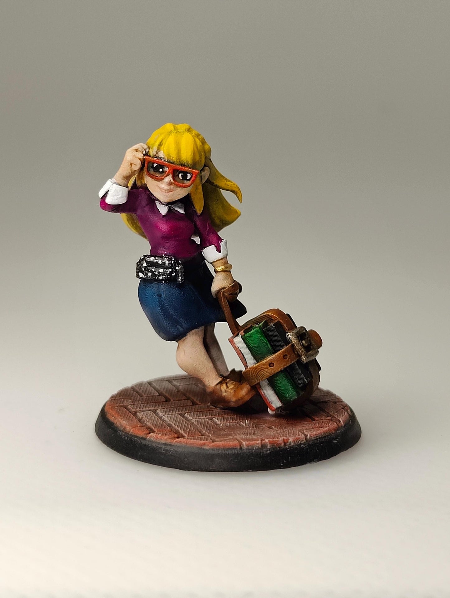 Bernadette Fisslerocket (Medium) - Tabletop Figure for Dungeons & Dragons, DnD, Pathfinder RPGs, TTRPG