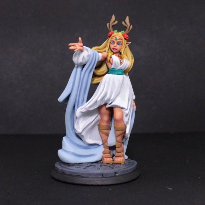 Dragon Goddess (Medium) - Tabletop Figure for Dungeons & Dragons, DnD, Pathfinder RPGs, TTRPG