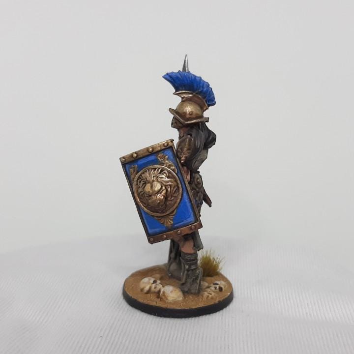 Kalista, The Gladiator (Medium) - Tabletop Figure for Dungeons & Dragons, DnD, Pathfinder RPGs, TTRPG