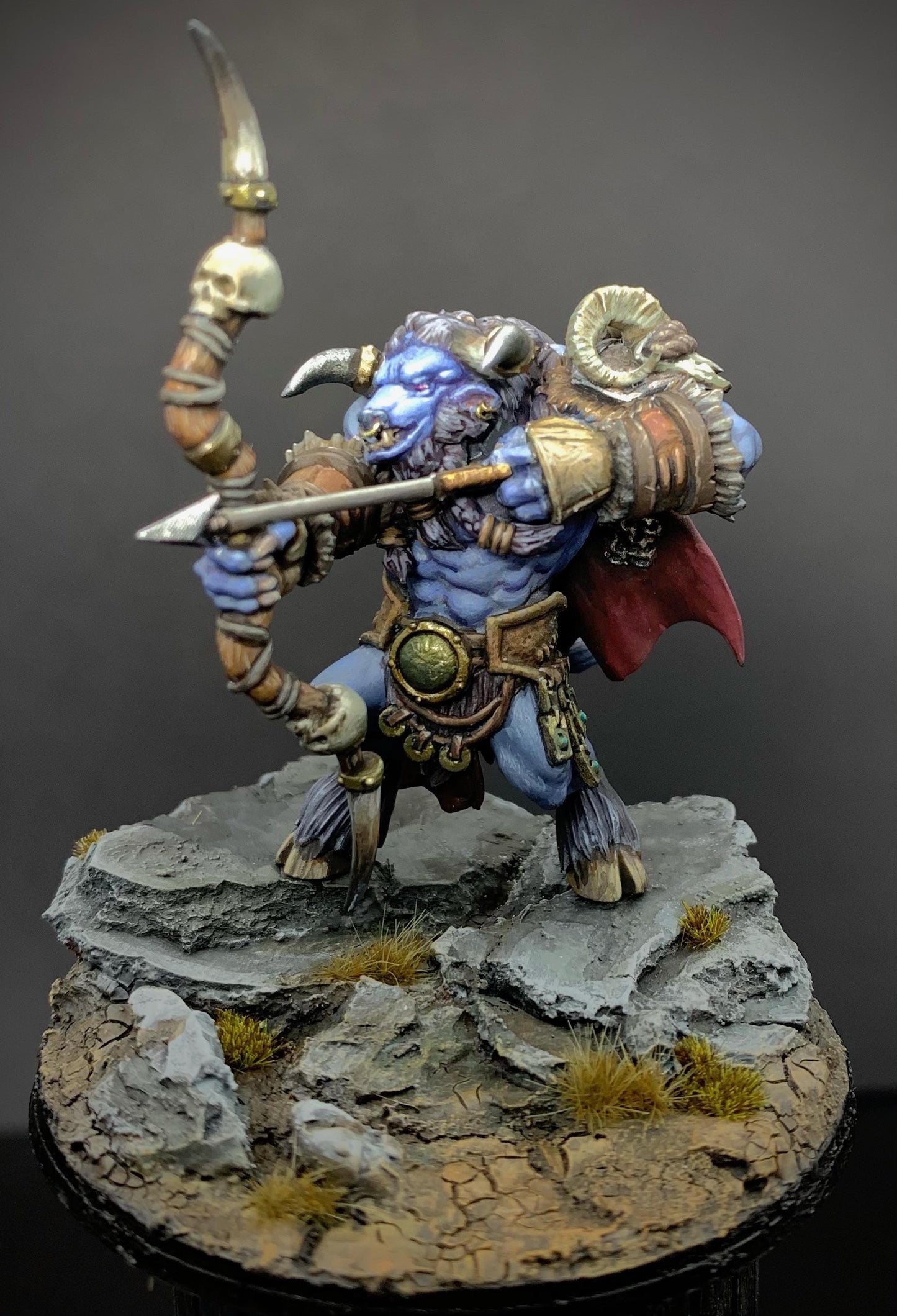 Minotaur Hunter (Large) - Tabletop Figure for Dungeons & Dragons, DnD, Pathfinder RPGs, TTRPG