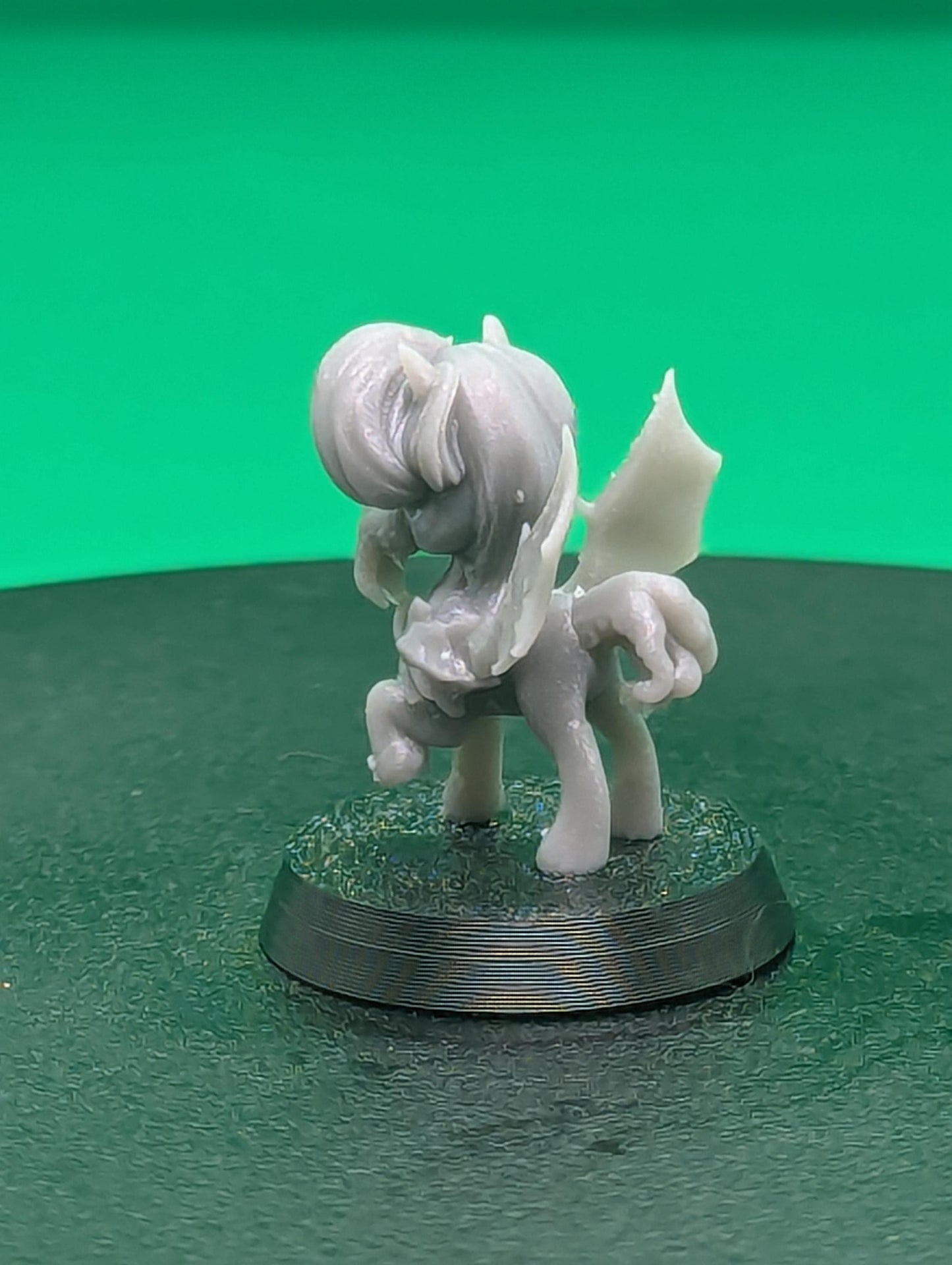 Monster Miniature - Cthulhu Pony (Medium) - Tabletop Figure for Dungeons & Dragons, DnD, Pathfinder RPGs, TTRPG