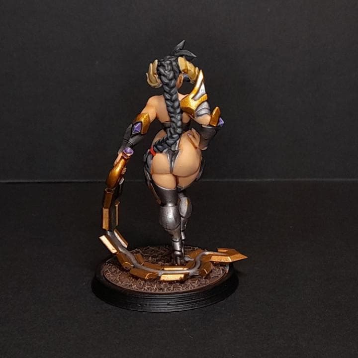 Waverendor - Dragon Goddess 'Evil form' (Medium) - Tabletop Figure for Dungeons & Dragons, DnD, Pathfinder RPGs, TTRPG