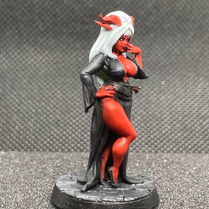 Dragon Mistress Of The Night (Medium) - Tabletop Figure for Dungeons & Dragons, DnD, Pathfinder RPGs, TTRPG