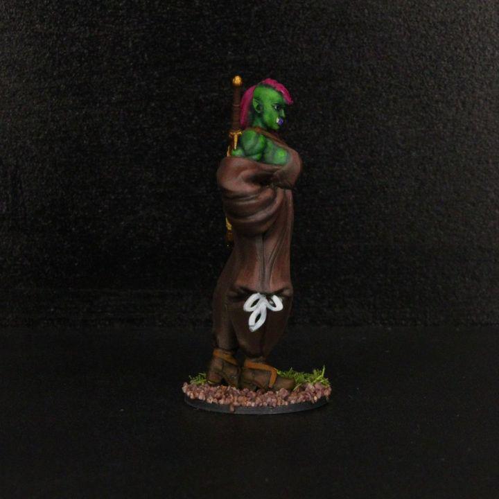 Janan, The Orc Warrior (Medium) - Tabletop Figure for Dungeons & Dragons, DnD, Pathfinder RPGs, TTRPG