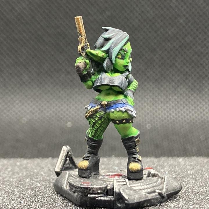 Leora The Goblin (Medium) - Tabletop Figure for Dungeons & Dragons, DnD, Pathfinder RPGs, TTRPG