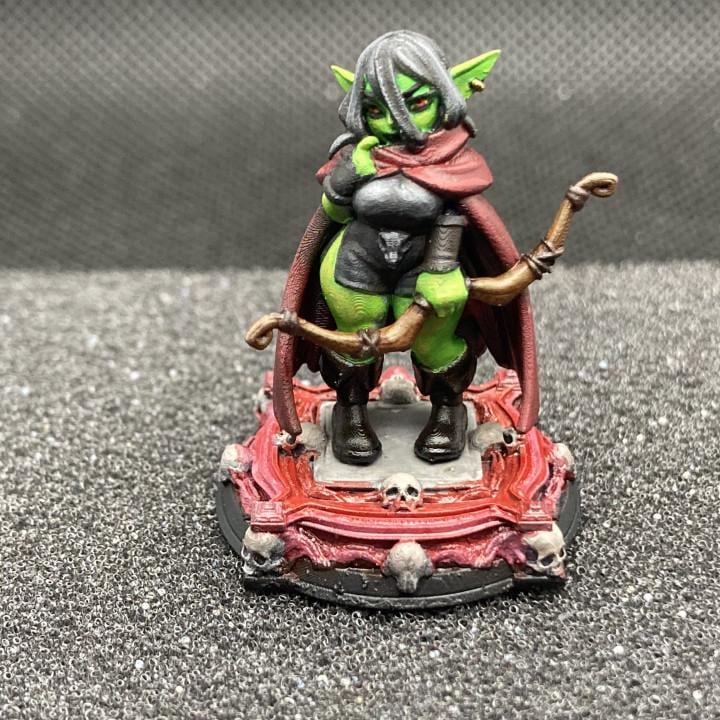 Cesti, The Goblin Archer (Medium) - Tabletop Figure for Dungeons & Dragons, DnD, Pathfinder RPGs, TTRPG