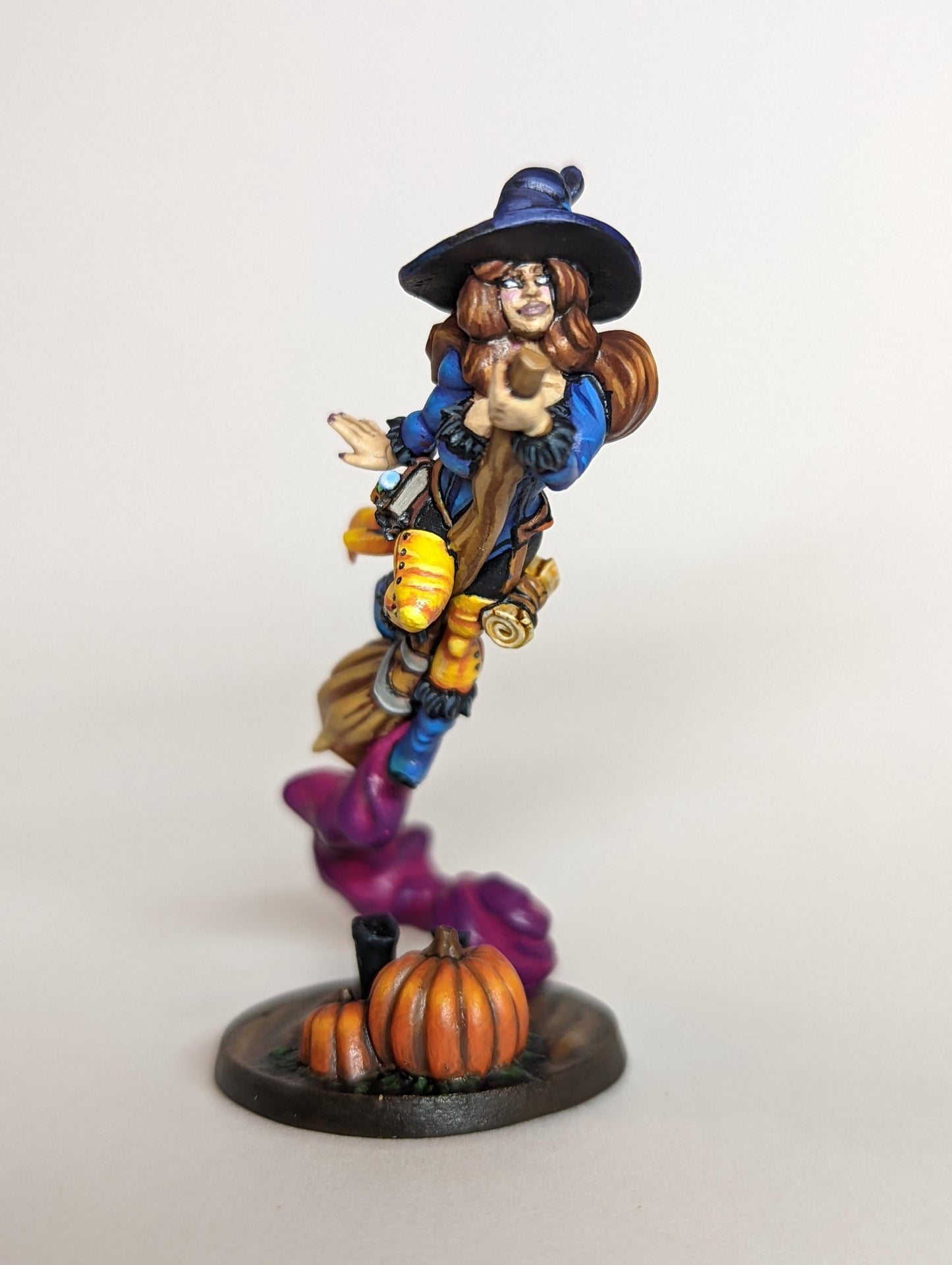 Dorotea, The Pirate Witch (Medium) - Tabletop Figure for Dungeons & Dragons, DnD, Pathfinder RPGs, TTRPG