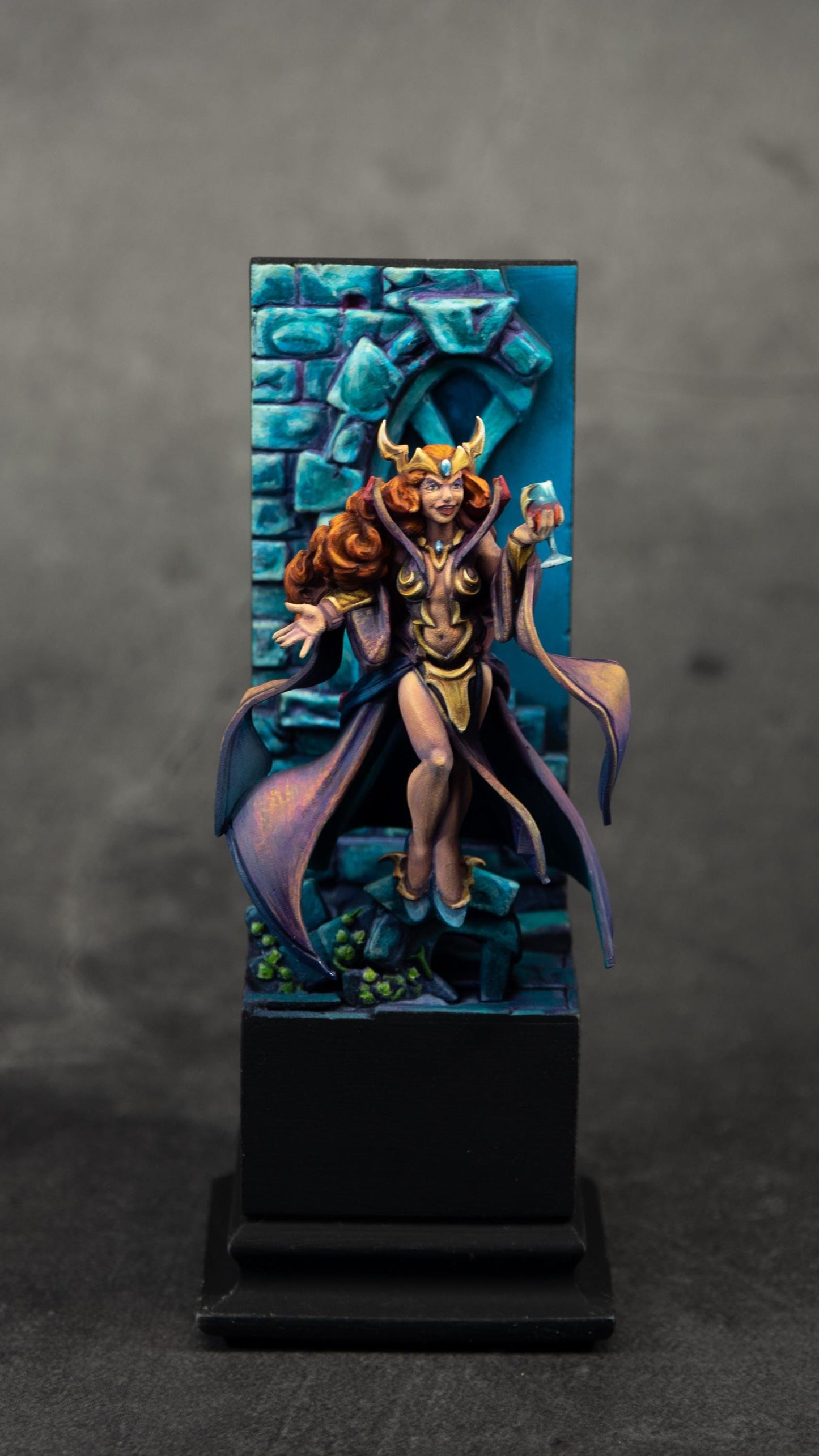 Vampire Sorceress (Medium) - Tabletop Figure for Dungeons & Dragons, DnD, Pathfinder RPGs, TTRPG