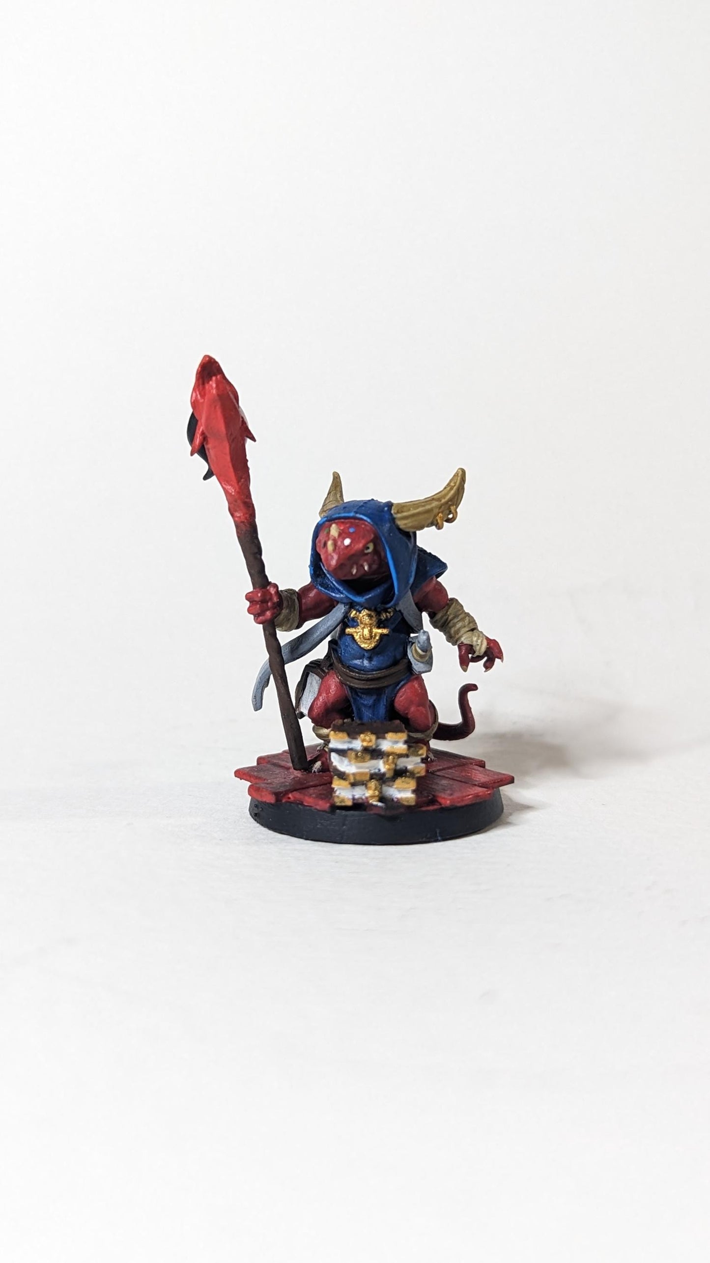 Nikko, The Kobold Cleric (Medium) - Tabletop Figure for Dungeons & Dragons, DnD, Pathfinder RPGs, TTRPG