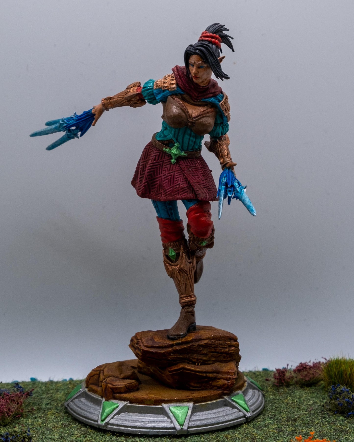 Soulknife Half-Elf Rogue - Calanar - Tabletop Figure for Dungeons & Dragons, DnD, Pathfinder RPGs, TTRPG